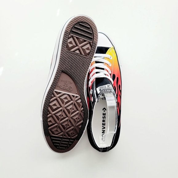 Converse CTAS OX 'Flames' Black/Enamel Red Men's 10/Women's 12 - Picture 5 of 6